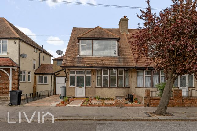 4 bed property, in Lindfield Road, £500,000