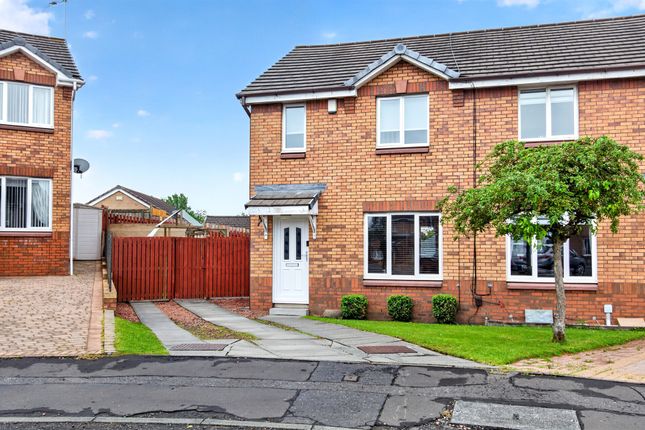 3 bed property, in Catrine Road, £230,000