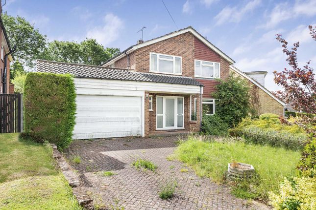 4 bed property, in Folly Close, £1,100,000