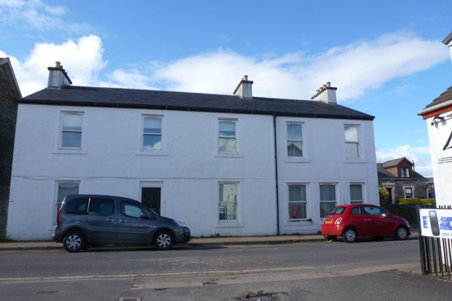 2 bed property, in Milton Place Flat 4 63 George Street, £93,995