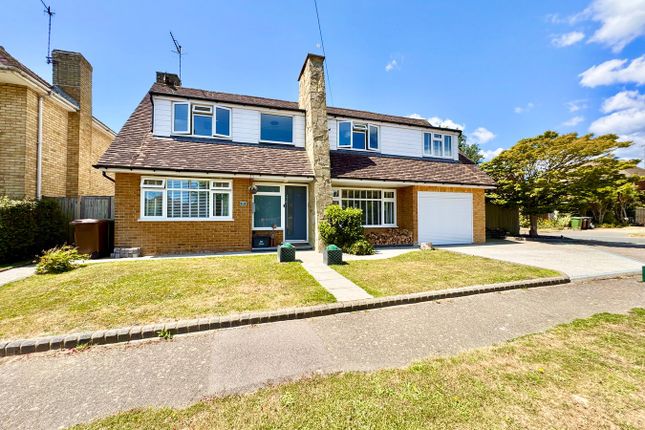 5 bed property, in The Shrublands, £675,000