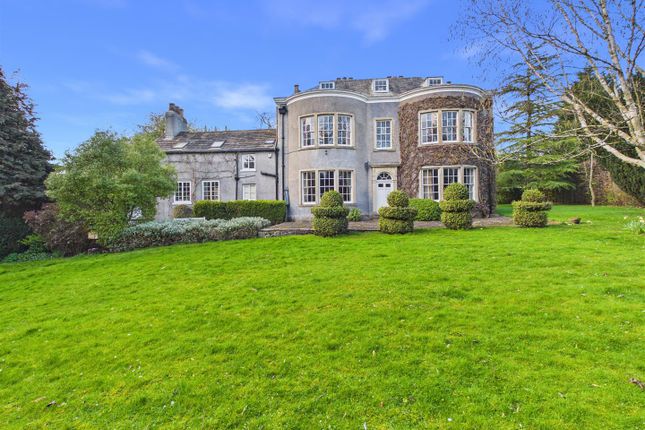 5 bed property, in The Old Rectory, £850,000