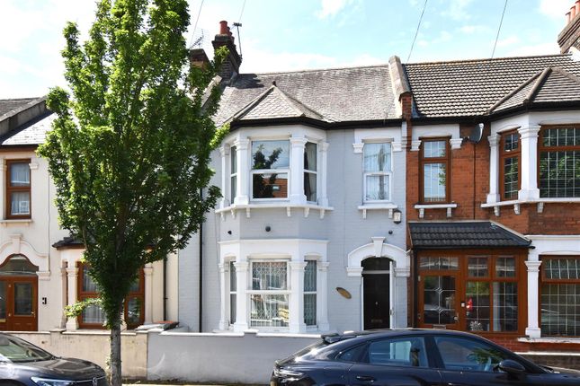 4 bed property, in Navarre Road, £525,000