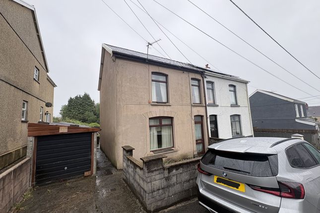 3 bed property, in Ardwyn Road, £100,000