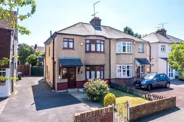 3 bed property, in Milton Hall Road, £475,000