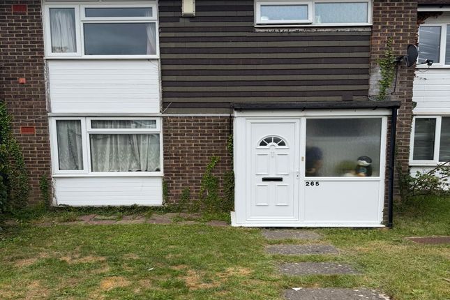 3 bed property, in Hithercroft Road, £375,000
