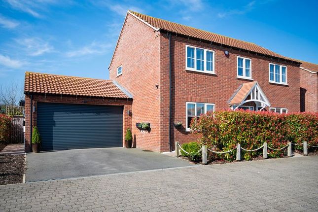 4 bed property, in Ashfield Court, £495,000
