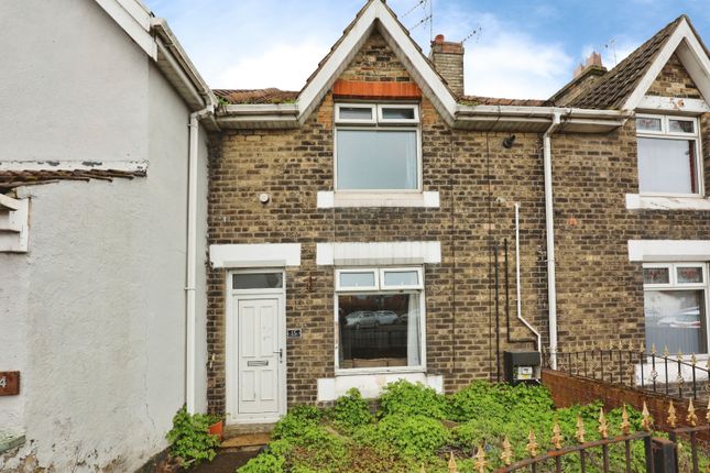 2 bed property, in Tindale Crescent, £60,000