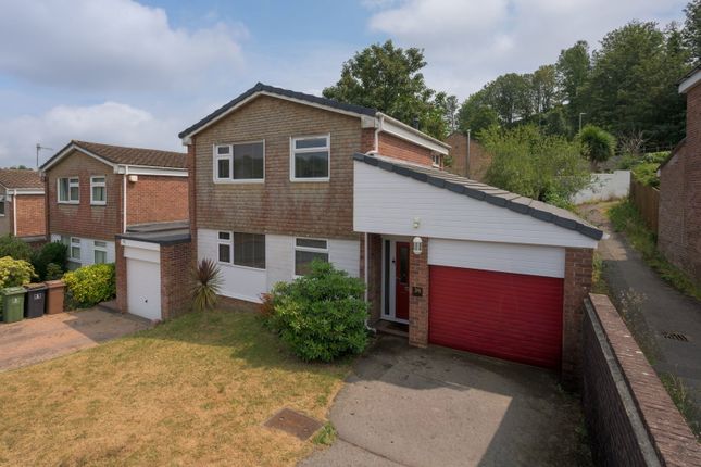 3 bed property, in Powderham Road, £385,000