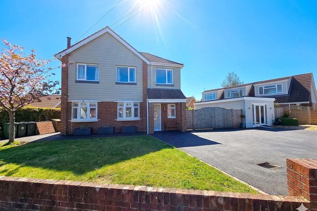 5 bed property, in 36 Lyndale Road, £583,000