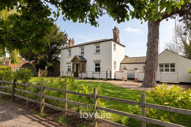 5 bed property, in Archer Road, £549,950