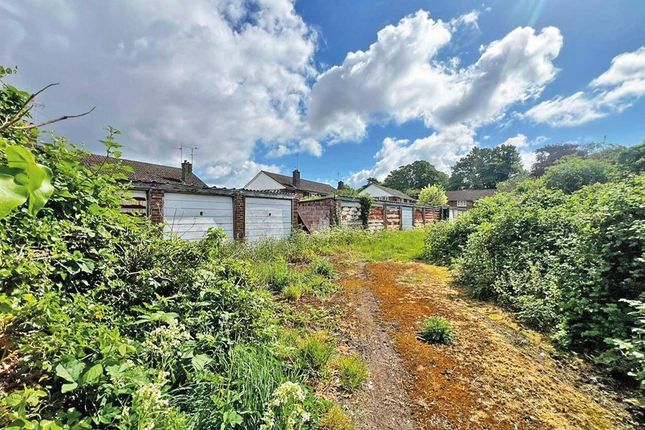Land, in Devonshire Place, £175,000