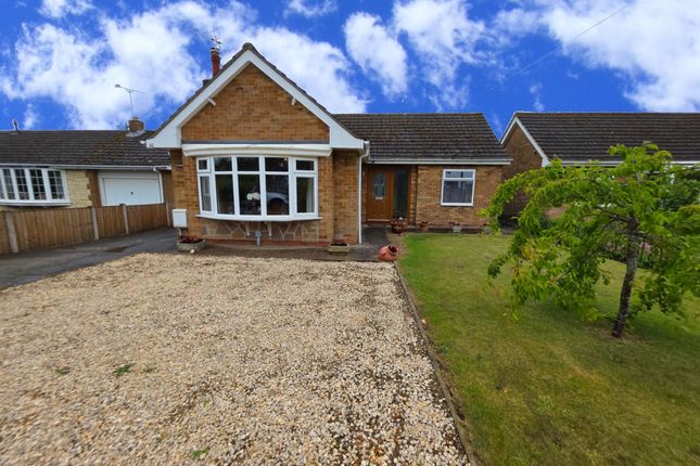 2 bed property, in Haxey Lane, £295,000