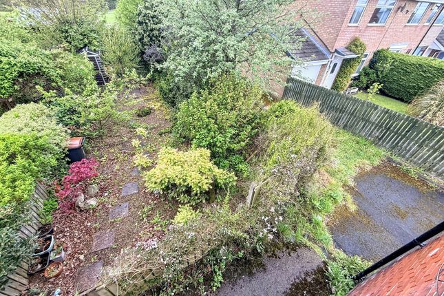 2 bed property, in New Grange Terrace, £60,000