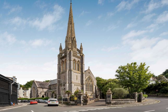 7 bed property, in Torwood Gardens Road, £1,200,000