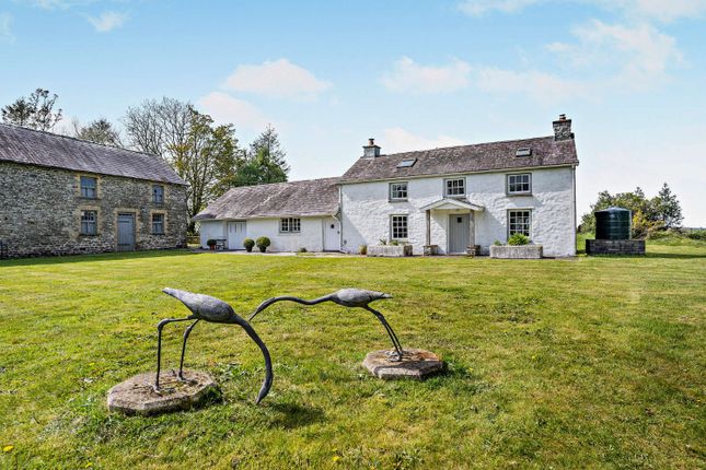 3 bed property, in Capel Dewi, £725,000