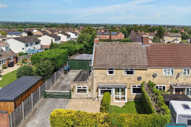 3 bed property, in Southwick Road, £350,000