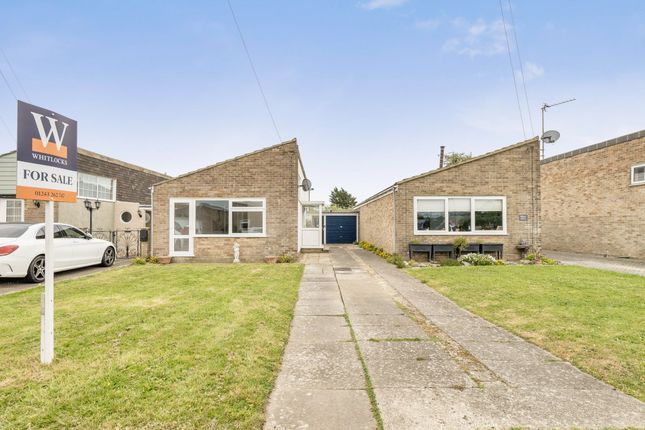 2 bed property, in Mallard Crescent, £315,000