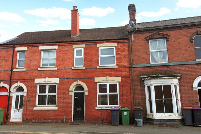2 bed property, in High Street, £110,000