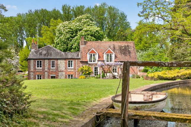 5 bed property, in Cuxham Road, £2,000,000