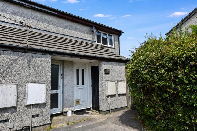 1 bed property, in Lowen Way, £139,950