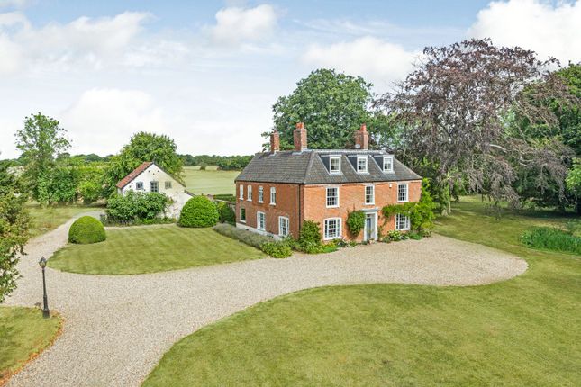 6 bed property, in Low Road, £1,250,000