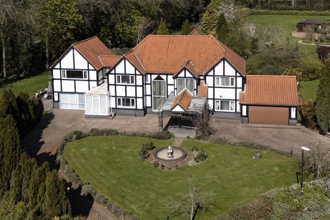 4 bed property, in Croft Park, £850,000