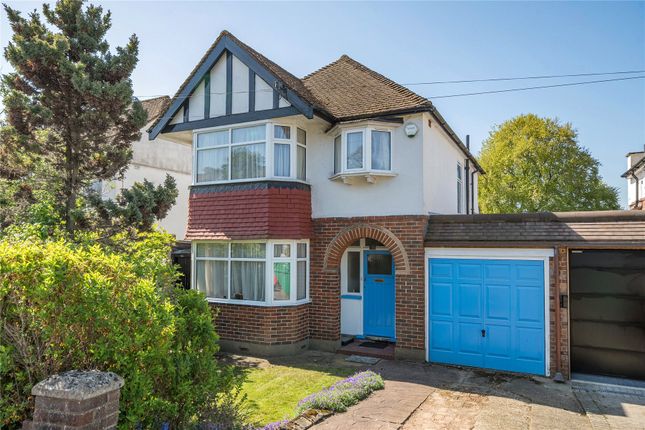3 bed property, in Cloonmore Avenue, £650,000