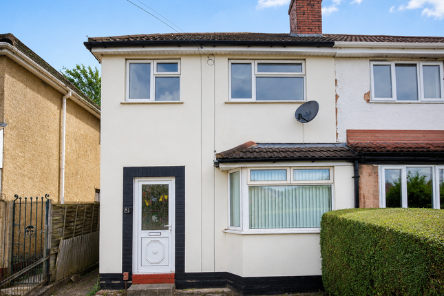 3 bed property, in Spring Road, £175,000
