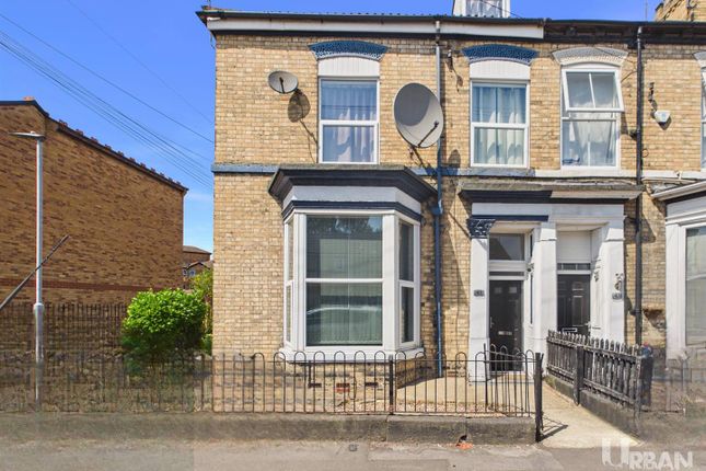 4 bed property, in Margaret Street, £180,000