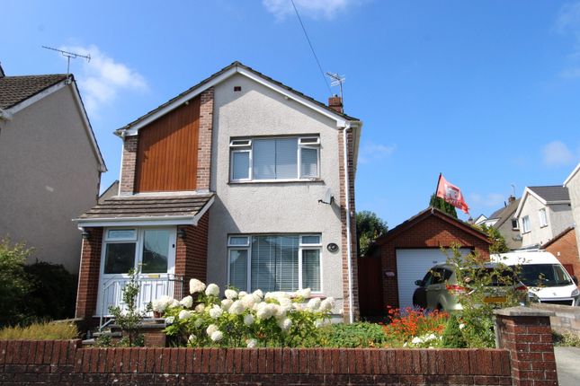 3 bed property, in Wernlys Road, £295,000
