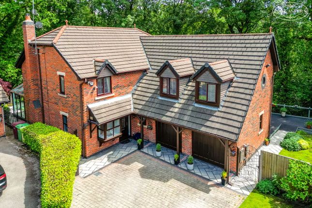 4 bed property, in Ravens Wood, £725,000