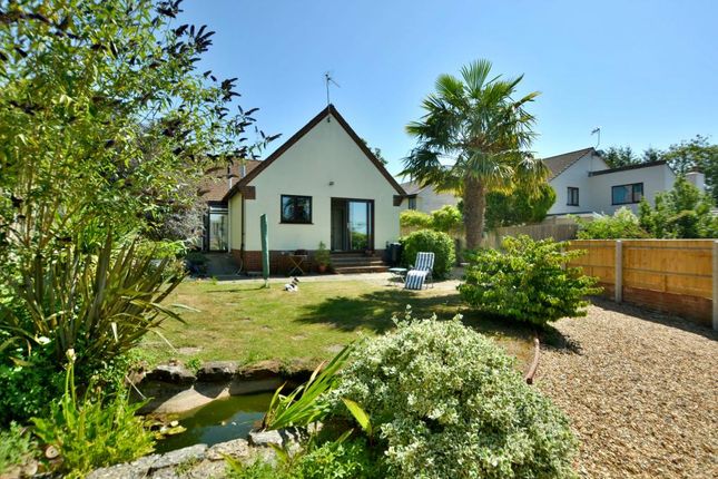 3 bed property, in High Street, £465,000