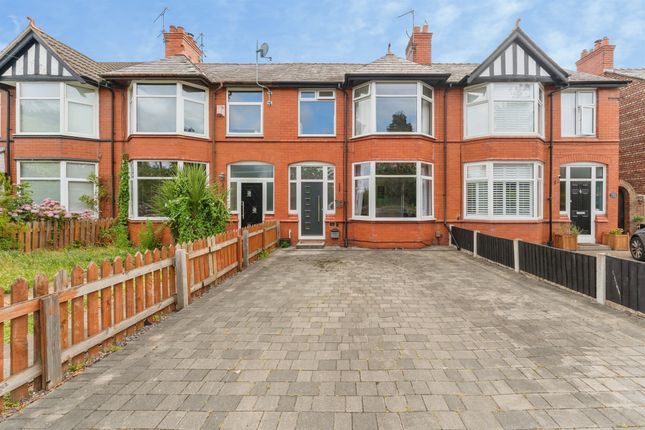 3 bed property, in Chester Road, £200,000