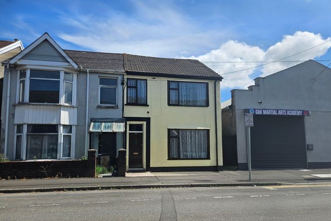 5 bed property, in 79 Brighton Road, £140,000