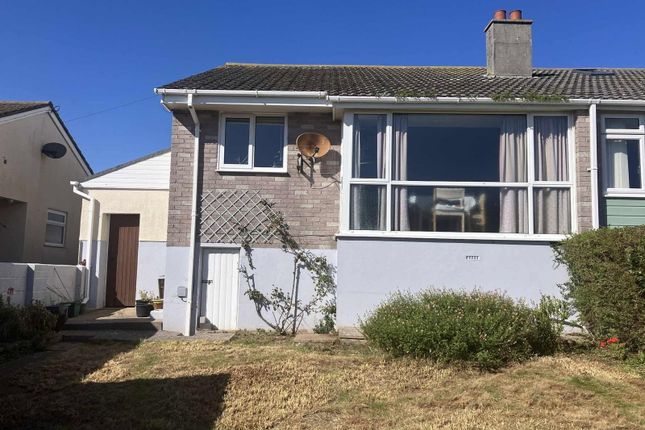 2 bed property, in Windmill Hill, £250,000