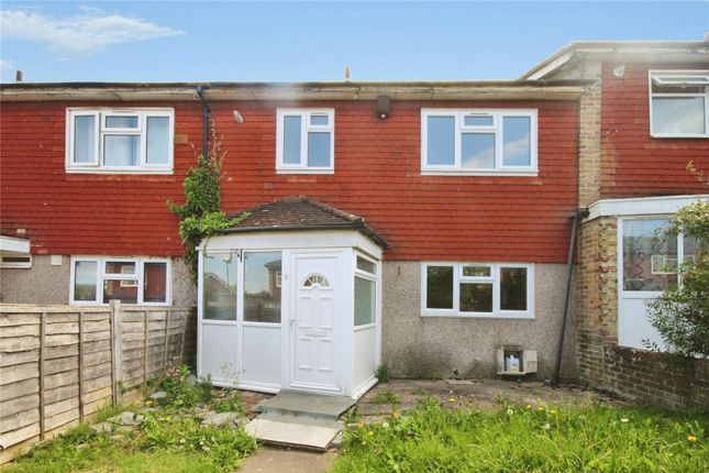 3 bed property, in The Lindens, £325,000