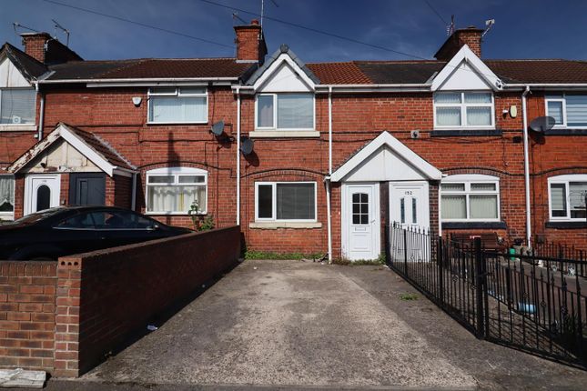 2 bed property, in Muglet Lane, £95,000