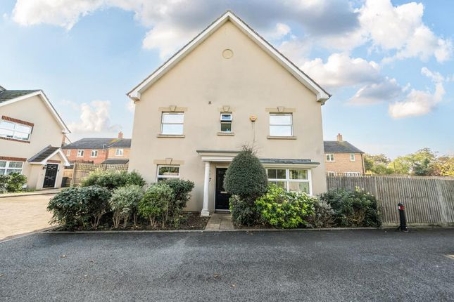 4 bed property, in Wexham SL3, £600,000