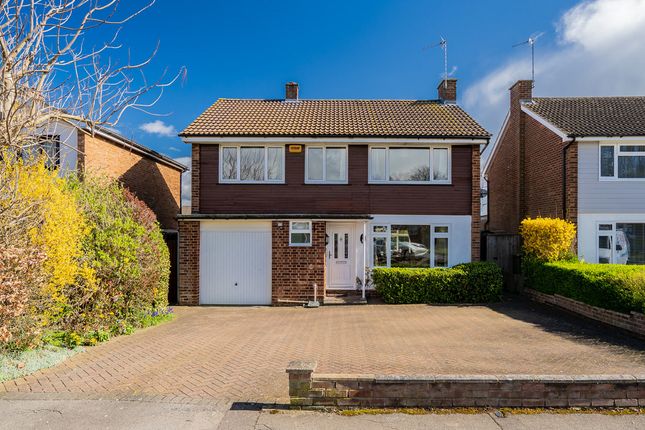 4 bed property, in Whalley Drive, £475,000