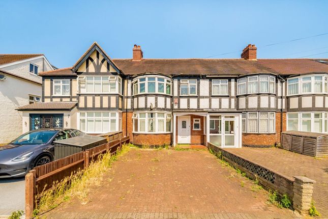 4 bed property, in Springfield Avenue, £775,000