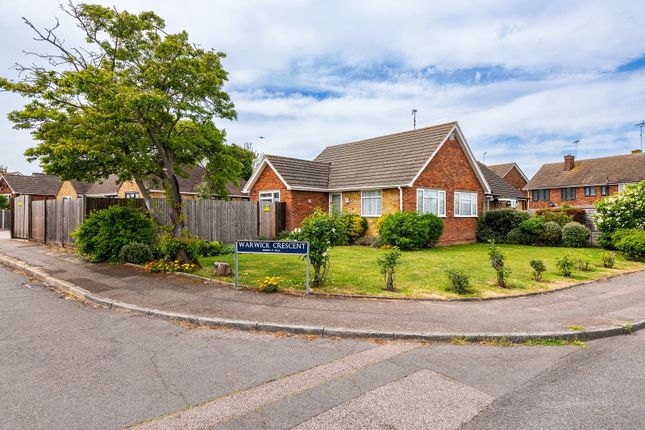 2 bed property, in Warwick Crescent, £325,000