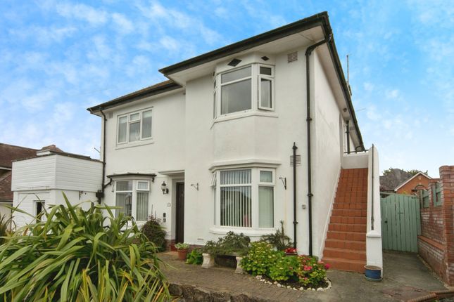 3 bed property, in Vicarage Avenue, £140,000