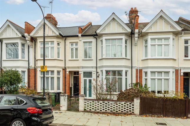 4 bed property, in Sedgeford Road W12, £1,075,000
