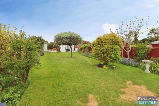 3 bed property, in Maidstone Road, £585,000