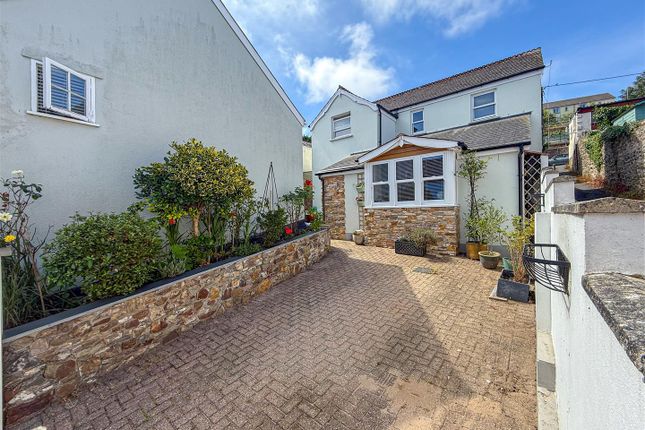 4 bed property, in Irsha Street, £450,000