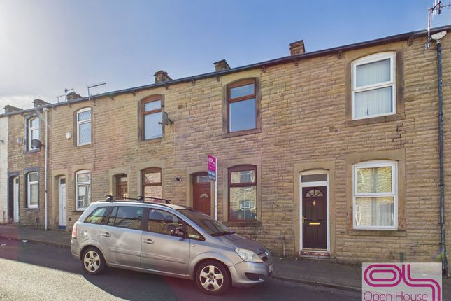2 bed property, in Parkinson Street, £65,995
