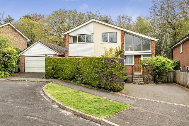 3 bed property, in Nightingale Close, £600,000
