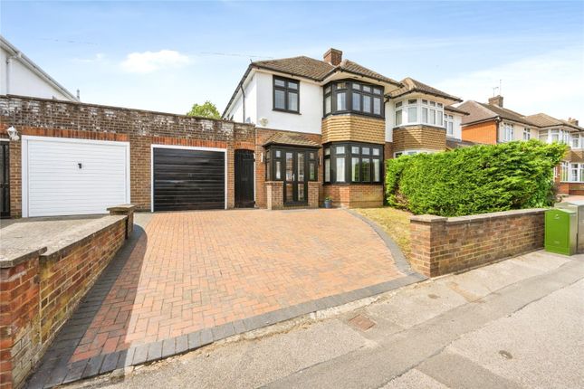 3 bed property, in Cannon Lane, £475,000