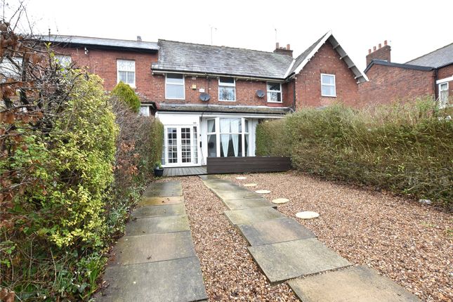 4 bed property, in Green Lane, £290,000